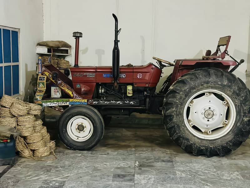 640 tractor 0