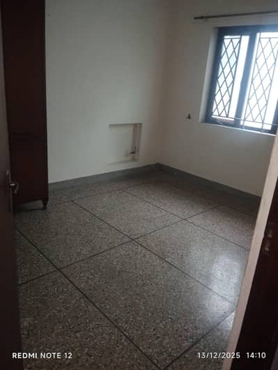 G-11/3 20*40 Upper portion Available For Rent