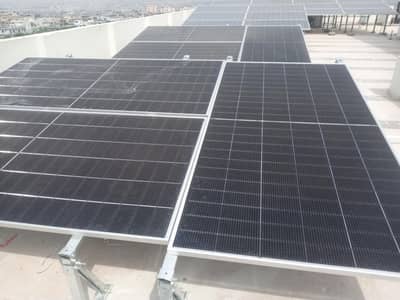 solar panels washing