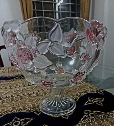 Brand New  Beautiful Crystal Vase Bowl