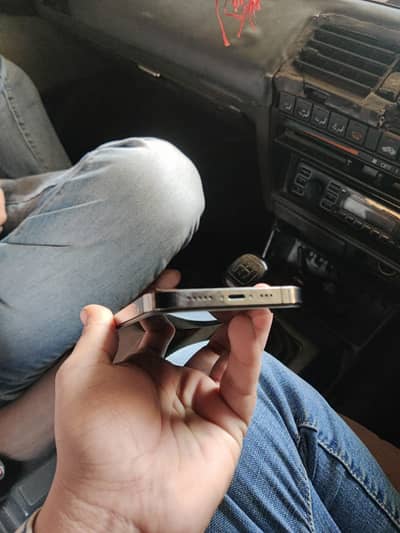 i phone 12 pro Panl change 128gb exchange posibal