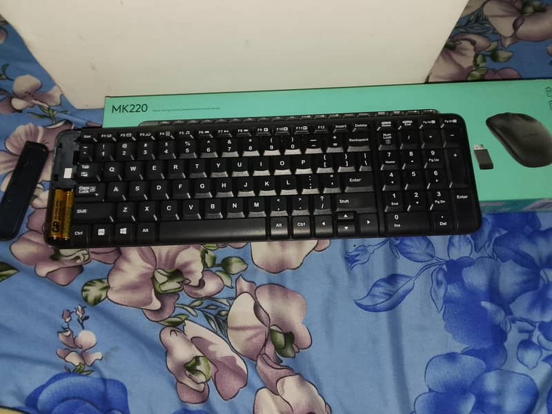 LOGITECH MK220 2