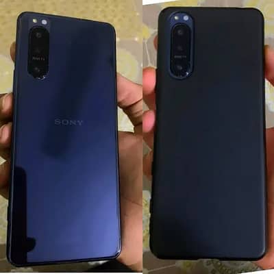 Xperia 5 Mark 2 8/128 (Official Pta) Lines on panel