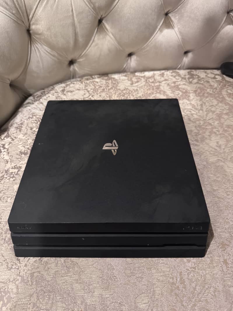 PS4 PRO with Two controllers 1
