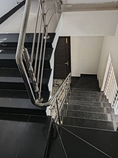 KANAL UPPER PORTION For Rent DHA Defence Phase 1