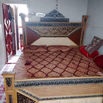 achi condition main hai