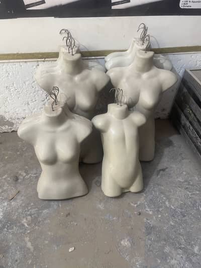 Dummy for clothe display. hardly used.