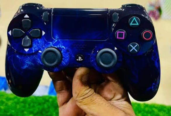 PS4 character controller 2