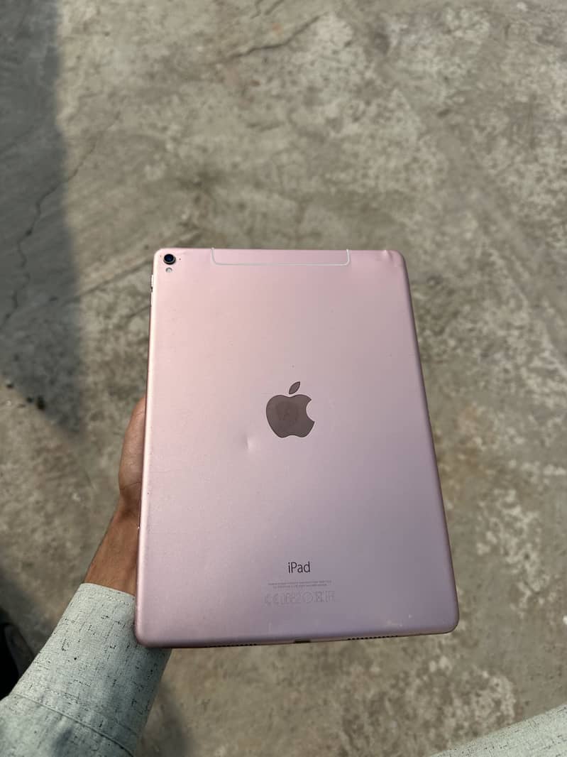 ipad pro 9.7 0