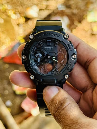 Casio G-Shock GA-2200BB-1A seiko citizen rolex omega Tissot smartwatch