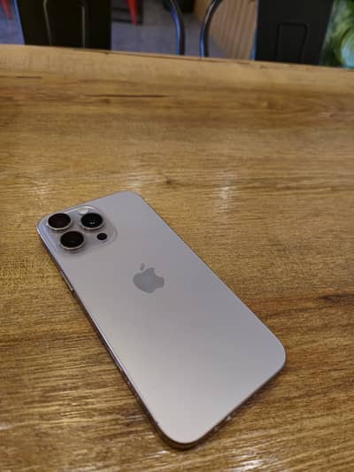 I Phone 16 Pro Max 256 GB