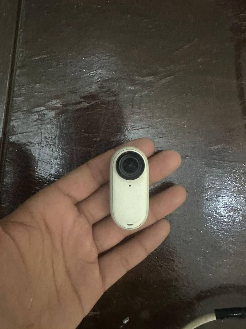 Insta360 0
