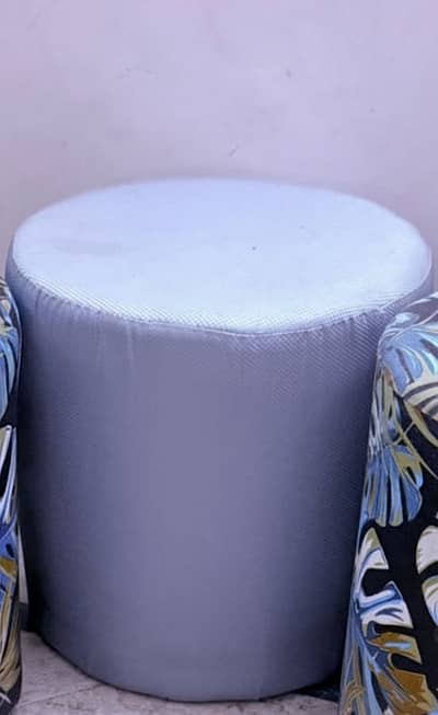 Stools Most Economical