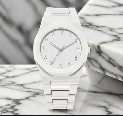 White Aura Stylish Smart Wrist Watch for Men & Women