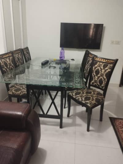 Dinning table with 6 chairs