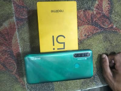 ralme 5i 4/64 penal Cheng box aur Mobil hai