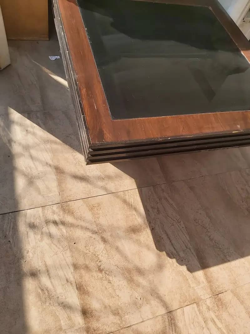 Bed, side tables, dressing table 4