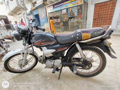 Yamaha Junoon YD 100 2009