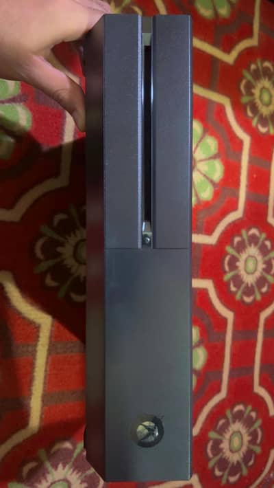 Xbox One 500GB Console + 11 Games Installed | Controller Included