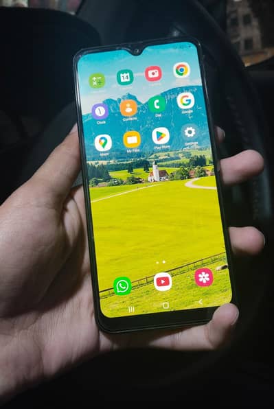 Samsung Galaxy A30