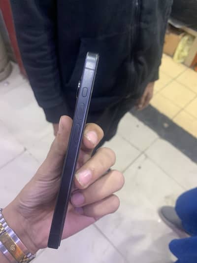 Iphone 15 pro non pta jv with box