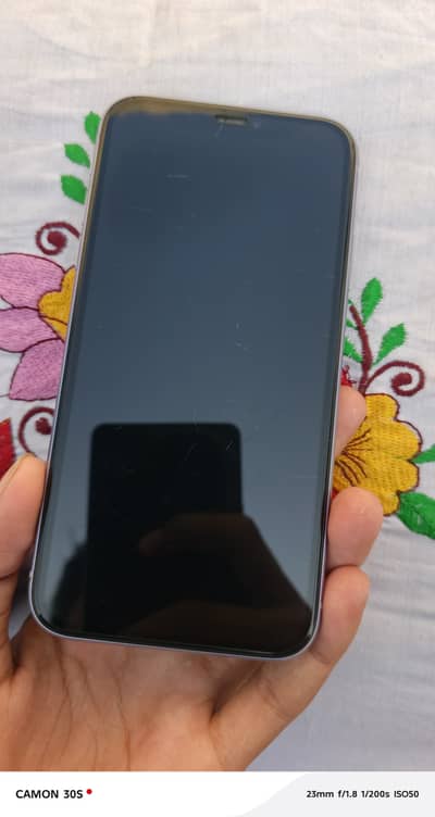 Iphone 11 urgent sale