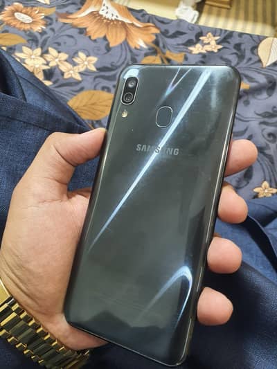 samsung A30