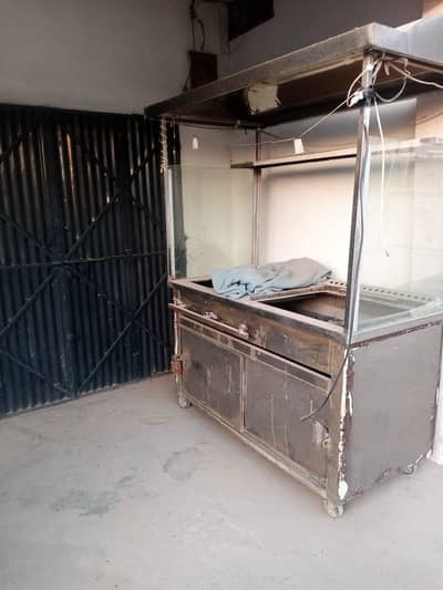 counter for chips maker, burger maker, shoarma, fish fryer