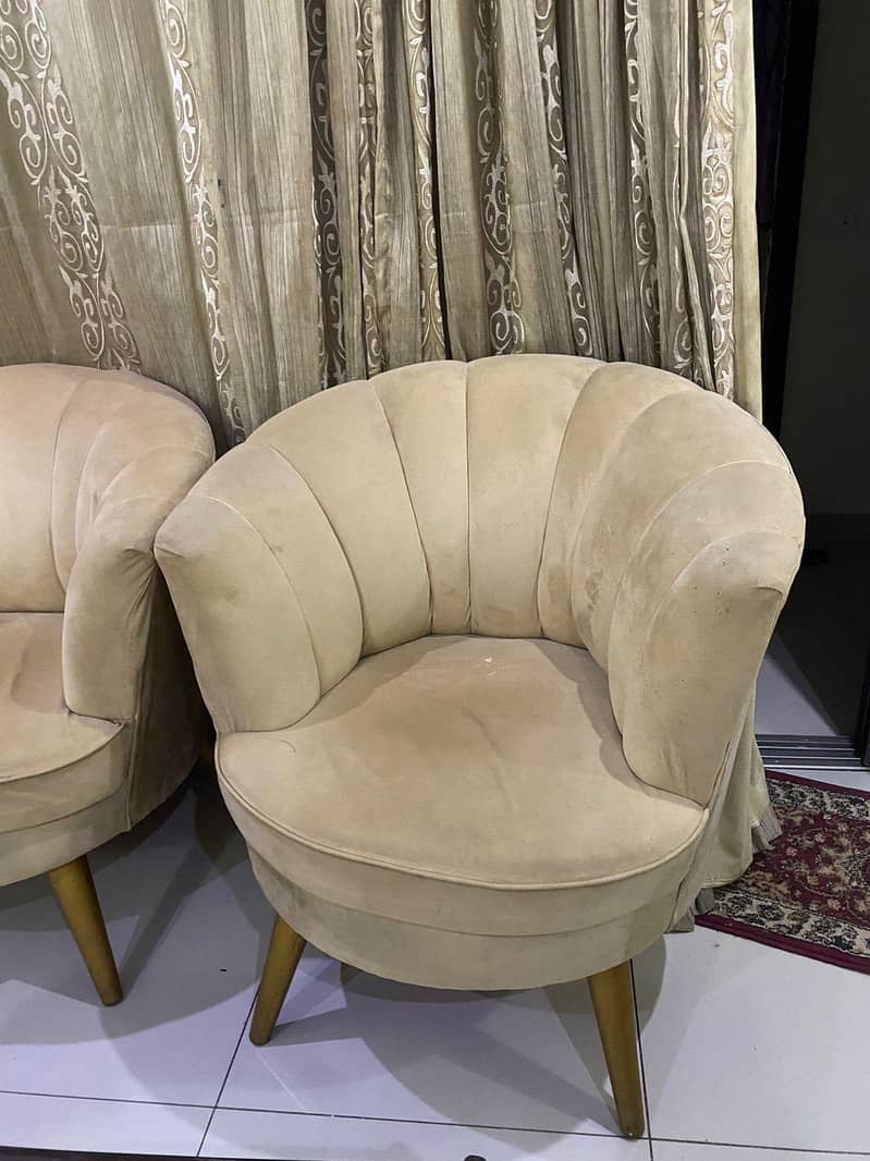 two open seater sofa 4