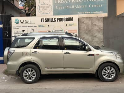 Daihatsu terios 2012 Special Edition,like new,7seater