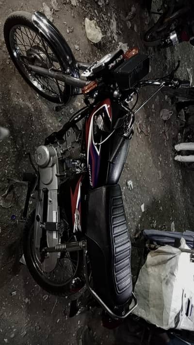 Hyderabad 105 final h isse km me nhi deni