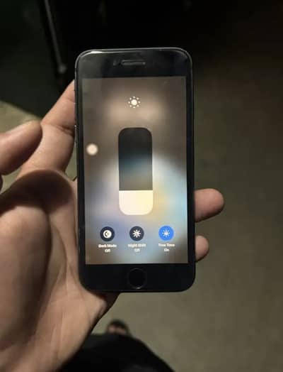 iPhone 8 exchange possible only with se2020 glitch sim works sometime