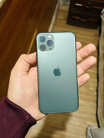 i phone 11 pro for sale full geniune with box