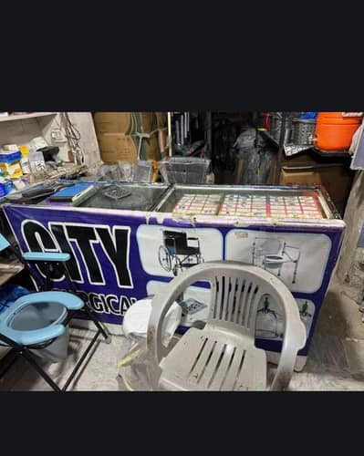 counter table iron and glass