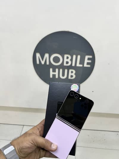 Galaxy Flip 5, Flip 6