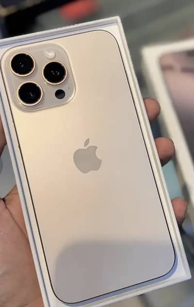 Apple iPhone 16 Pro Max