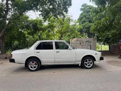 Toyota Corona 1981 Model For Sale