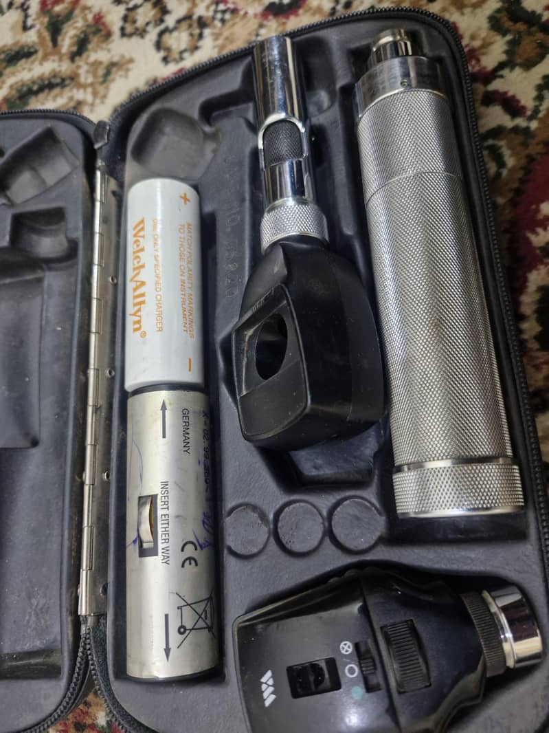 Welch Allyn Opthalmoscope 2