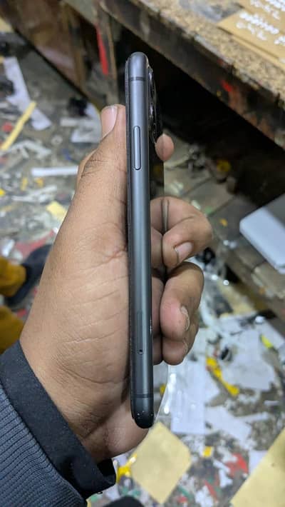 iPhone 11 non pta factory unlock sim time available