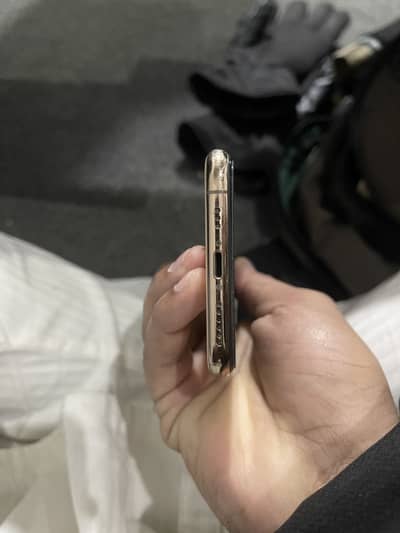 I phone xs duval pta 10 by 10 bettery change