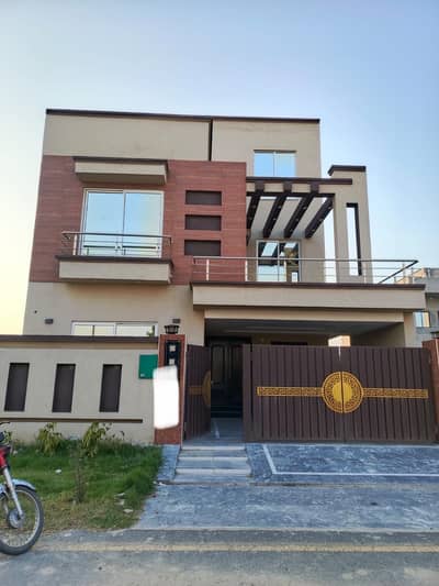 8 Marla House For Sale Very Beautiful Condition And Hot Location Bahria Orchard Phase2 Lahore