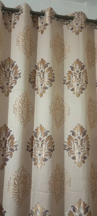5 Parda/curtains