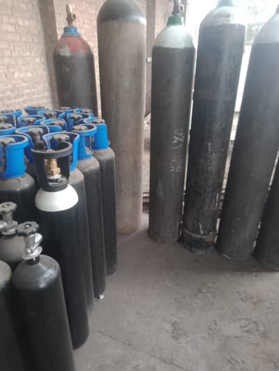 Oxygen Cylinders in Lahore | All Sizes Available | Emergency Service