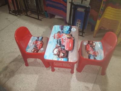 table chiar