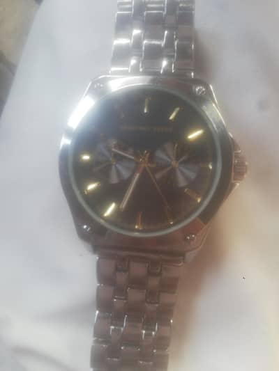 Geoffrey Beene Watch urgent sell