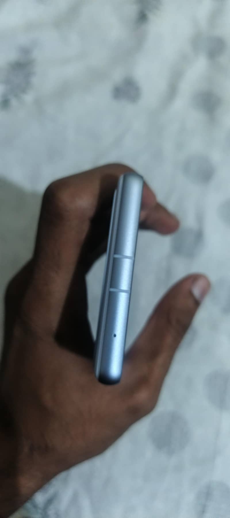 Google pixel 7a 10/10 condition 3