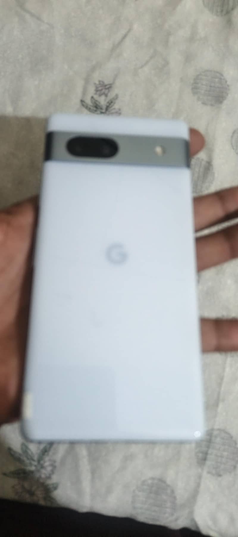 Google pixel 7a 10/10 condition 6