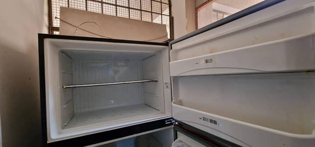 18 cubic Dawlance Refrigerator