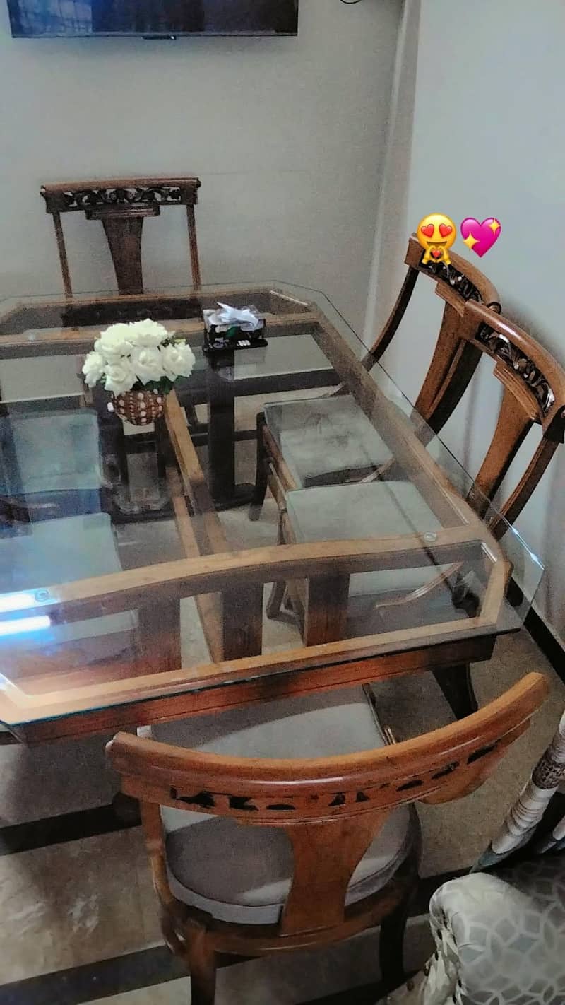 heavy class dining table 2