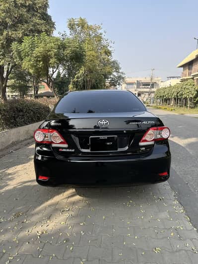 Toyota Corolla Altis 1.6 6 Speed